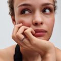 Δαχτυλίδι με επίστρωση ροζ χρυσού 14K & μαύρο κρύσταλλο